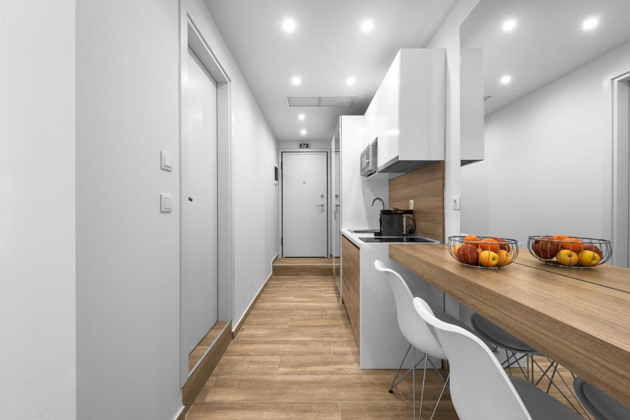 Hermes Suites, Ermou St, Nilie Hospitality Mgmt Tesalonika Bagian luar foto